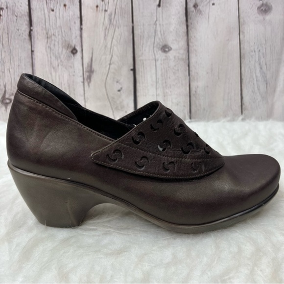 Naot Precious Brown Leather Bootie 10 - Picture 8 of 13